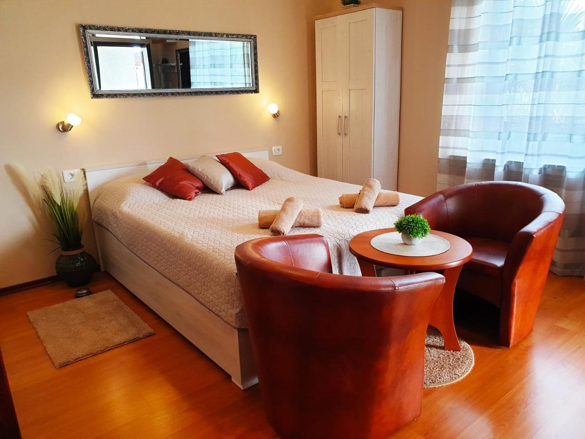 Apartments Zrinka 793 포레치 외부 사진